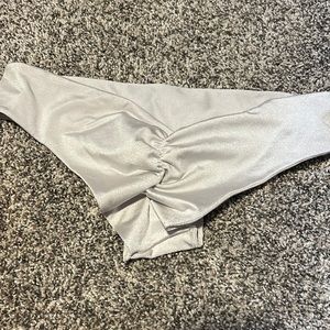 Custom scrunch butt, bikini bottoms